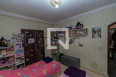 Casa de condomínio à venda com 190m², 3 quartos e 4 vagasQuarto 2