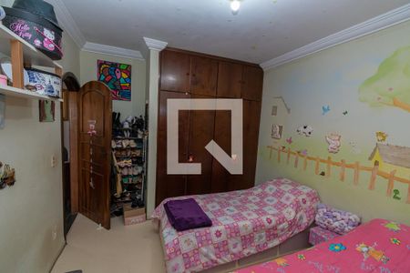 Casa de condomínio à venda com 190m², 3 quartos e 4 vagasQuarto 2