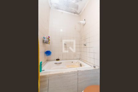 Casa de condomínio à venda com 190m², 3 quartos e 4 vagasBanheiro da Suíte