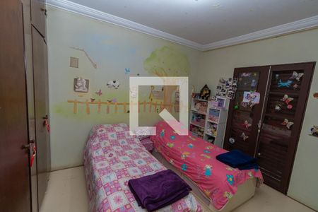 Casa de condomínio à venda com 190m², 3 quartos e 4 vagasQuarto 2