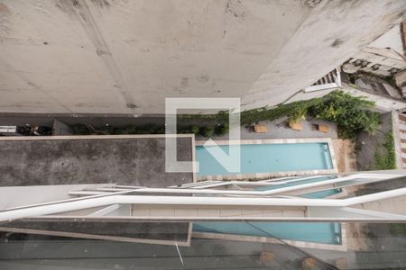 Studio à venda com 22m², 1 quarto e sem vagaÁrea comum - Piscina