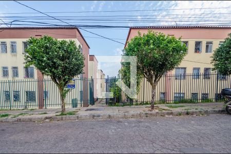 Apartamento à venda com 60m², 2 quartos e sem vaga Apartamento à venda com 60m², 2 quartos e sem vagaFachada