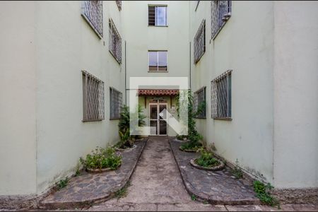 Apartamento à venda com 60m², 2 quartos e sem vaga Apartamento à venda com 60m², 2 quartos e sem vagaEntrada