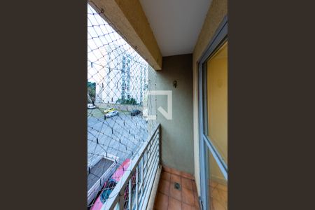 varanda de apartamento para alugar com 2 quartos, 54m² em Vila Ivone, São Paulo