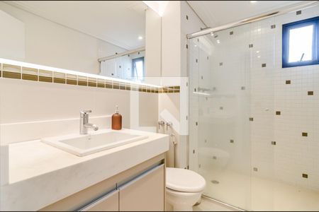 Apartamento à venda com 110m², 1 quarto e 3 vagasBanheiro da suíte