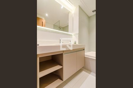 Apartamento à venda com 110m², 1 quarto e 3 vagasBanheiro