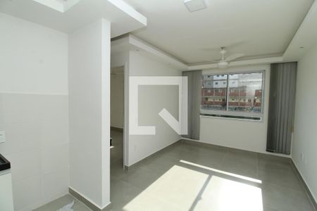 Sala de apartamento à venda com 2 quartos, 42m² em Recreio dos Bandeirantes, Rio de Janeiro