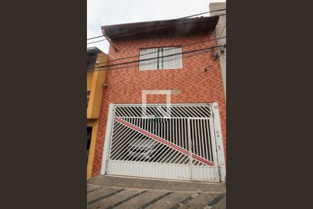 Casa para alugar com 200m², 3 quartos e 2 vagasFachada