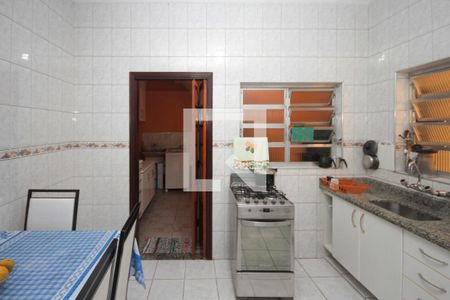 Casa para alugar com 200m², 3 quartos e 2 vagasCozinha