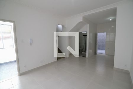 Apartamento para alugar com 150m², 3 quartos e 1 vaga Apartamento para alugar com 150m², 3 quartos e 1 vagaSala
