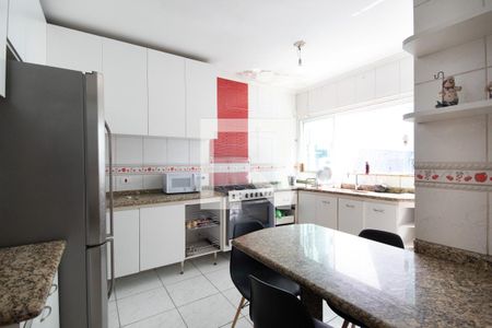 Casa à venda com 200m², 3 quartos e 2 vagasCozinha