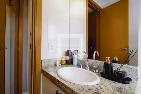 Apartamento à venda com 87m², 3 quartos e 1 vaga Apartamento à venda com 87m², 3 quartos e 1 vagaBanheiro da Suíte