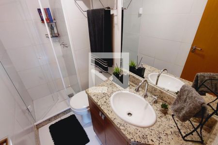 Apartamento à venda com 87m², 3 quartos e 1 vaga Apartamento à venda com 87m², 3 quartos e 1 vagaBanheiro Social