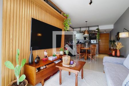 Apartamento à venda com 87m², 3 quartos e 1 vaga Apartamento à venda com 87m², 3 quartos e 1 vagaSala