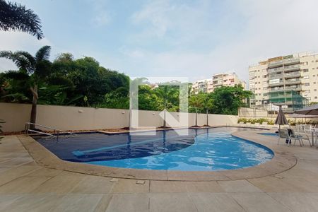 Apartamento à venda com 87m², 3 quartos e 1 vaga Apartamento à venda com 87m², 3 quartos e 1 vagaÁrea comum - Piscina