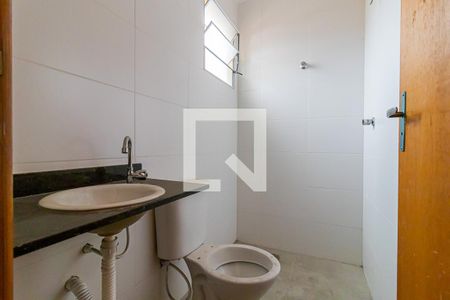 Banheiro de apartamento para alugar com 1 quarto, 30m² em Vila Marte, São Paulo