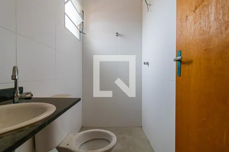 Banheiro de apartamento para alugar com 1 quarto, 30m² em Vila Marte, São Paulo