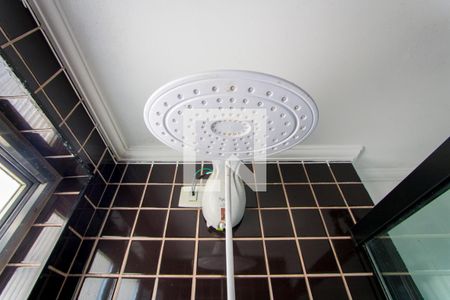 Apartamento à venda com 70m², 2 quartos e 1 vaga Apartamento à venda com 70m², 2 quartos e 1 vagaBanheiro