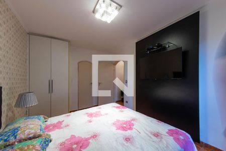 Casa para alugar com 150m², 3 quartos e 4 vagassuíte 2