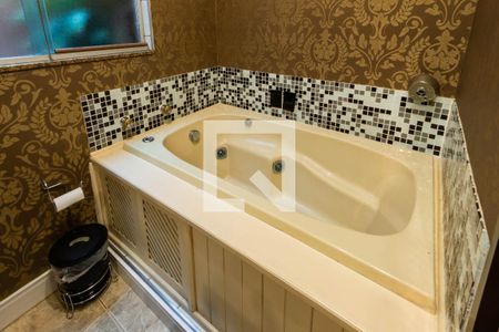 Casa para alugar com 150m², 3 quartos e 4 vagasBanheiro suíte 2