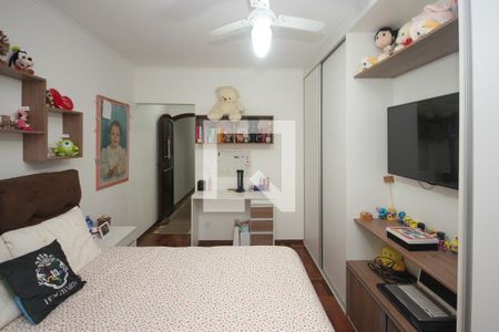 Casa à venda com 341m², 3 quartos e 8 vagasSuite