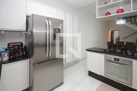 Casa à venda com 341m², 3 quartos e 8 vagasCozinha