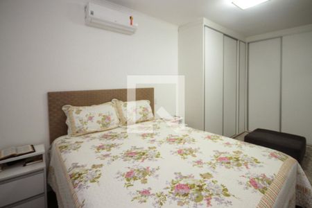 Casa à venda com 341m², 3 quartos e 8 vagasSuite 03