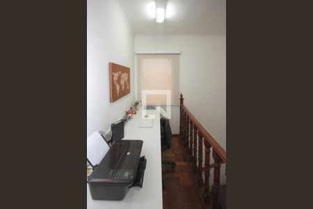 Casa à venda com 341m², 3 quartos e 8 vagasEscritório