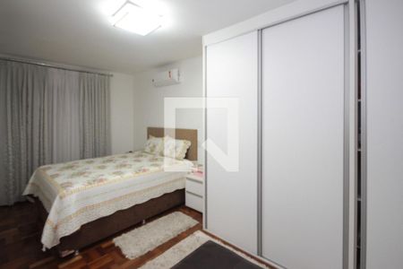 Casa à venda com 341m², 3 quartos e 8 vagasSuite 03