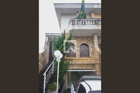 Casa à venda com 341m², 3 quartos e 8 vagasFachada