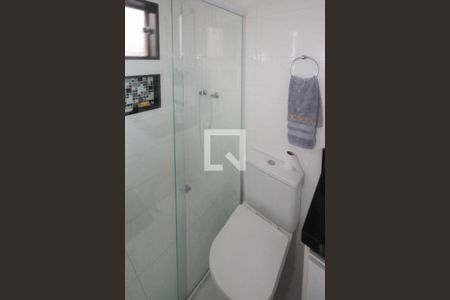 Casa à venda com 341m², 3 quartos e 8 vagasBanheiro da Suite 02