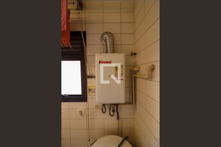 Apartamento à venda com 226m², 4 quartos e 4 vagas Apartamento à venda com 226m², 4 quartos e 4 vagasAquecedor