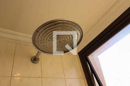 Apartamento à venda com 226m², 4 quartos e 4 vagas Apartamento à venda com 226m², 4 quartos e 4 vagasBanheiro da Suíte 2