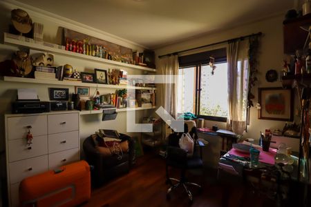 Apartamento à venda com 226m², 4 quartos e 4 vagas Apartamento à venda com 226m², 4 quartos e 4 vagasQuarto 1