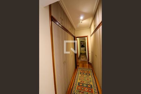 Apartamento à venda com 226m², 4 quartos e 4 vagas Apartamento à venda com 226m², 4 quartos e 4 vagasSuíte 2