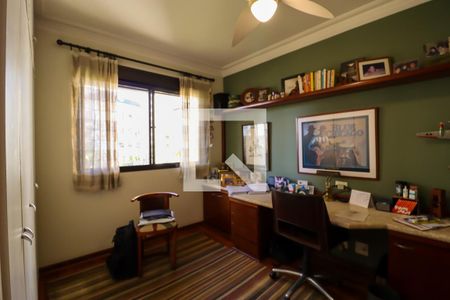 Apartamento à venda com 226m², 4 quartos e 4 vagas Apartamento à venda com 226m², 4 quartos e 4 vagasQuarto 2