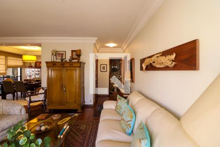 Sala de apartamento à venda com 4 quartos, 226m² em Vila Suzana, São Paulo