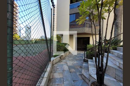 Apartamento à venda com 226m², 4 quartos e 4 vagas Apartamento à venda com 226m², 4 quartos e 4 vagasÁrea comum