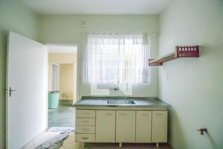 Casa à venda com 147m², 3 quartos e 2 vagasCozinha