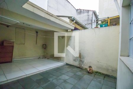 Casa à venda com 147m², 3 quartos e 2 vagasQuintal e Área de Serviço