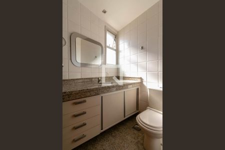 Apartamento para alugar com 120m², 3 quartos e 2 vagasBanheiro da Suíte