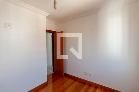 Quarto 2 de apartamento para alugar com 3 quartos, 120m² em Grajaú, Belo Horizonte