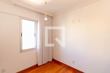 Quarto 1 de apartamento para alugar com 3 quartos, 120m² em Grajaú, Belo Horizonte