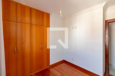 Quarto 2 de apartamento para alugar com 3 quartos, 120m² em Grajaú, Belo Horizonte