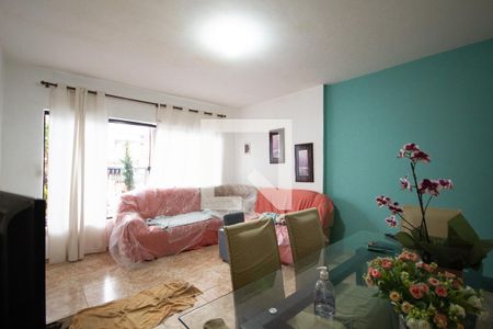 Sala de casa para alugar com 2 quartos, 88m² em Vila Menck, Osasco