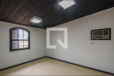 Quarto de kitnet/studio para alugar com 1 quarto, 32m² em Caiçaras, Belo Horizonte