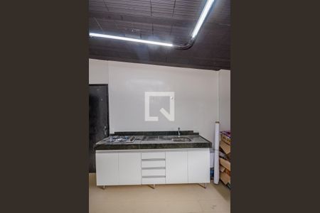 Sala - Cozinha de kitnet/studio para alugar com 1 quarto, 32m² em Caiçaras, Belo Horizonte