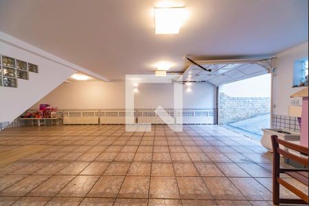 Casa à venda com 400m², 3 quartos e 6 vagasGaragem e Salão