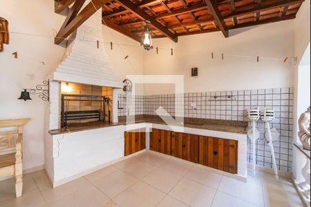 Casa à venda com 400m², 3 quartos e 6 vagasChurrasqueira 