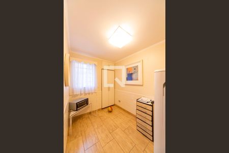 Casa à venda com 400m², 3 quartos e 6 vagasQuarto de Serviço